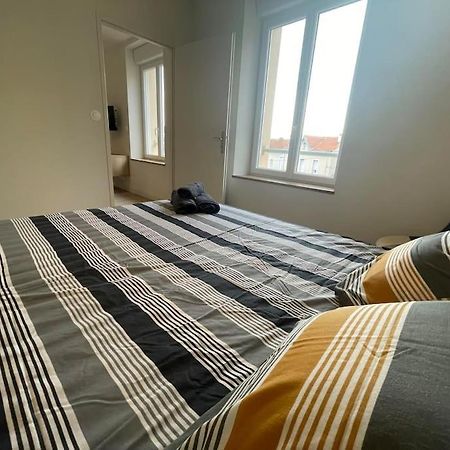 Le Baya - Appt Proche Des Halles Нарбонна Экстерьер фото